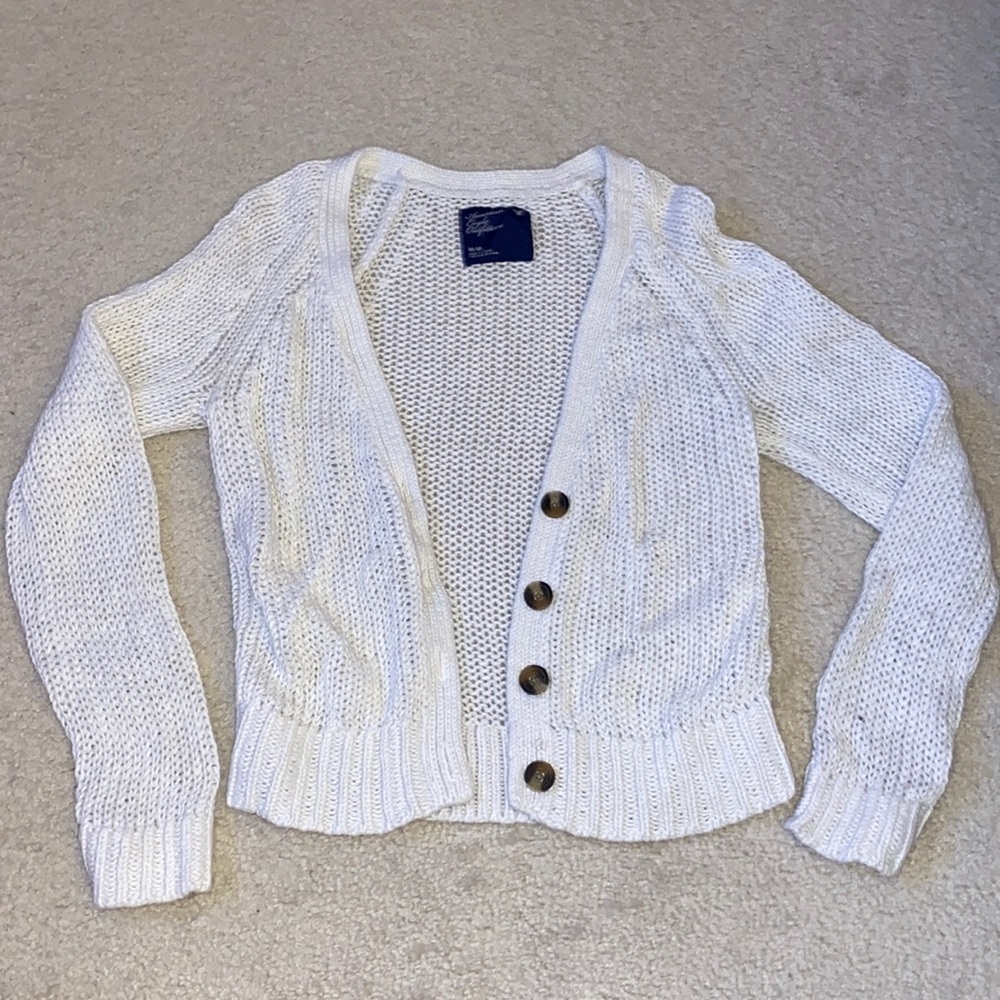 Chunky knit white cardigan